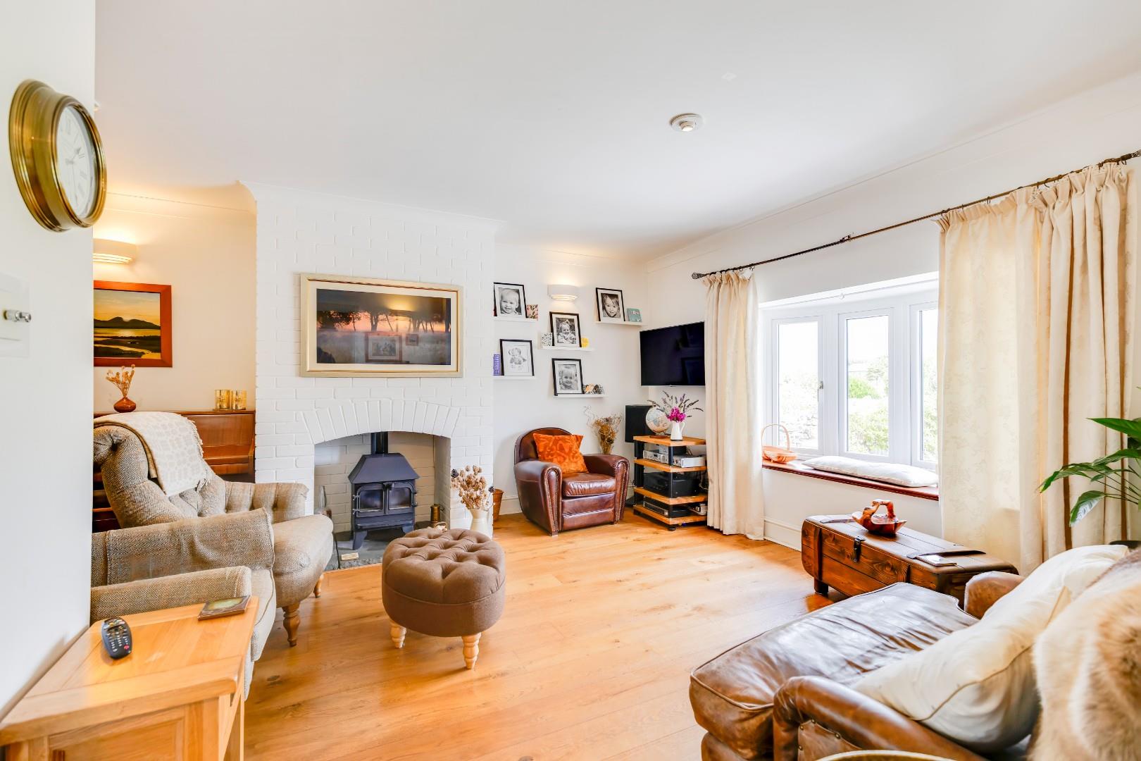 Chapel Road, Wick, Nr Cowbridge, Vale of Glamorgan,  CF71 7QJ